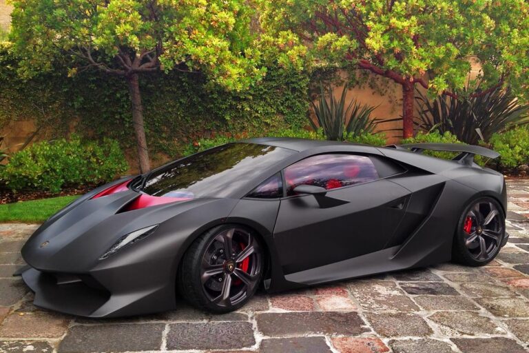 Lamborghini Sesto Elemento: Keindahan dan Kehebatan dalam Satu Paket