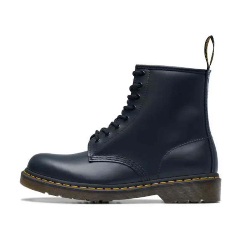 1460 Smooth Leather Lace Up Boots: Ikon Gaya Klasik yang Tak Pernah Mati