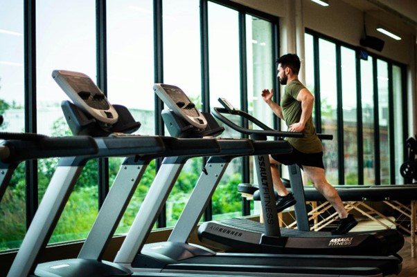 Bisnis Fitness dan Personal Trainer: Peluang Terbaik di Industri Kesehatan